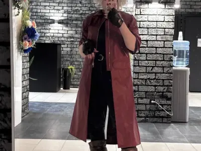 Плащ Данте из Devil May Cry 5