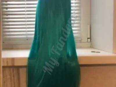 Бирюзовый парик